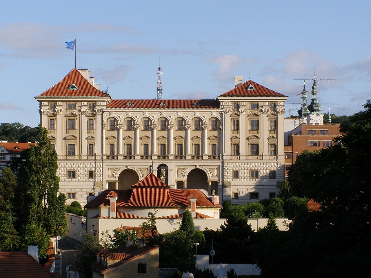 Černínský palác (Wikipedie)